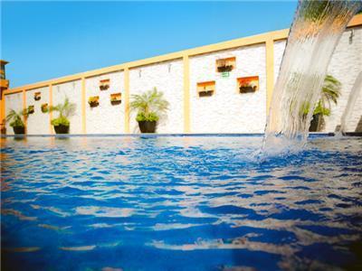 Hotel Grand Reyes Монтеррей Екстер'єр фото